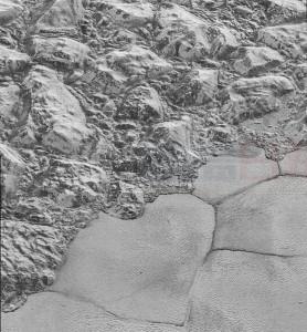 NASA公佈冥王星史上最清晰近距離照 | 文章內置圖片