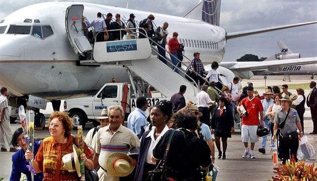 美古簽定恢復50年來首次定期航班服務協議 | 文章內置圖片