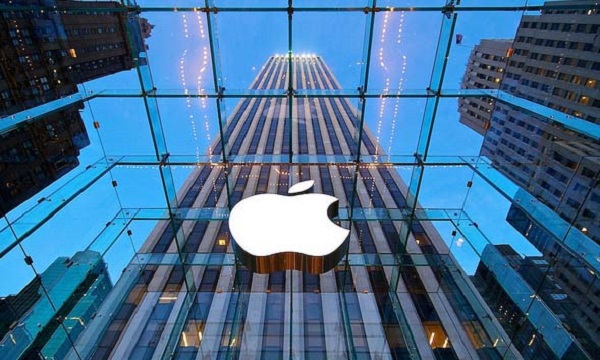 苹果Q4财报 iPhone跌幅缩小 「服务」营收24%创新高