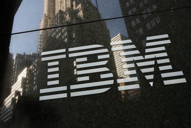 IBM捨人力 取獲利 | 文章內置圖片