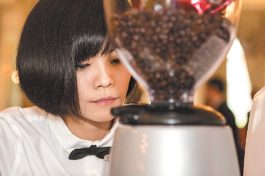 19岁少女 成功开启了咖啡之路 