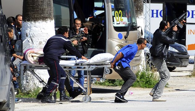 突尼西亚遭攻击 21死枪手仍在逃 | 文章内置图片