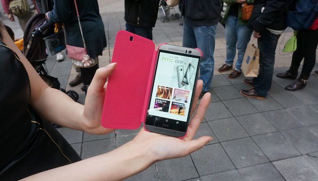 手机战火勐 HTC微软新机开抢 | 文章内置图片