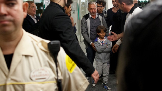 遭踹難民父子 在西班牙獲新生 | 文章內置圖片