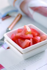 紅艷番茄水果盤